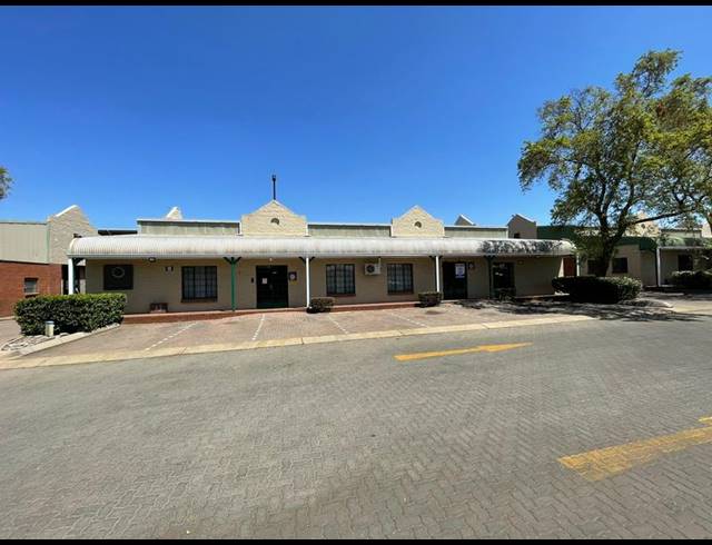 INDUSTRIAL PROPERTY TO RENT IN HENNOPSPARK